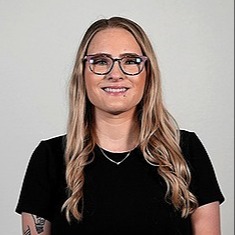 Receptionist Elizabeth Miller in Sales at Eide Ford